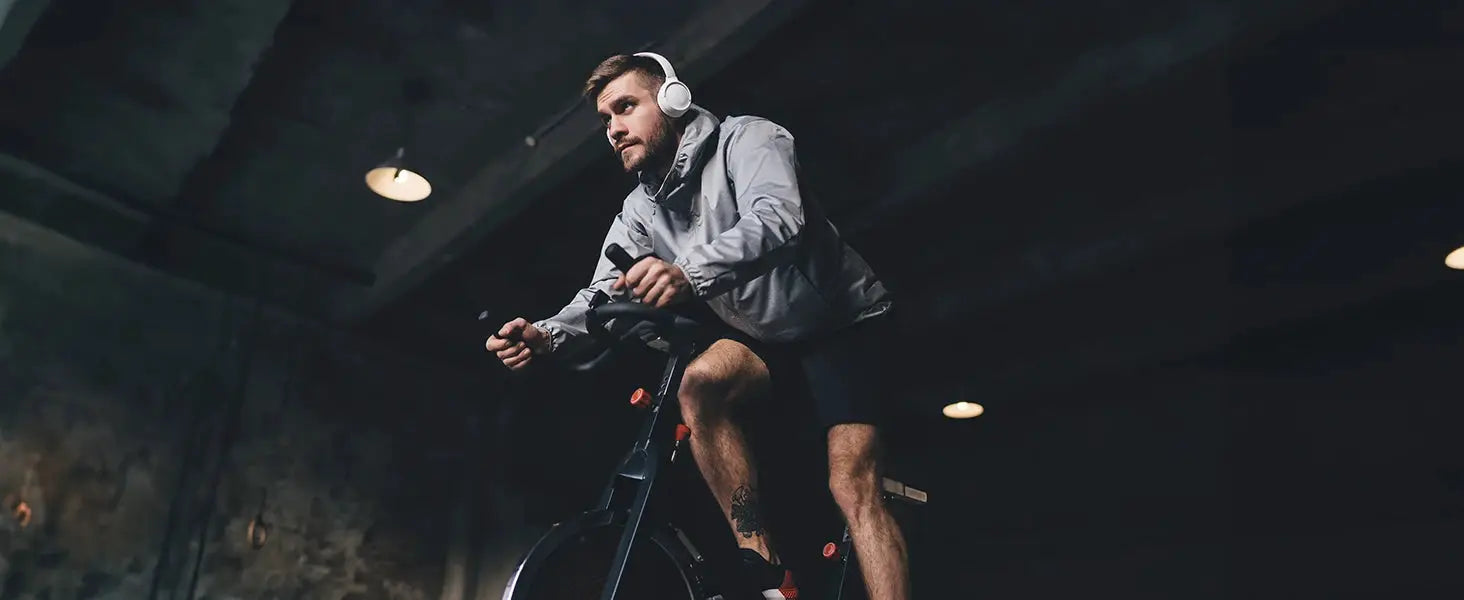 Men's performance cycling shorts with 3D pad, black quick-dry fabric and 3 pockets