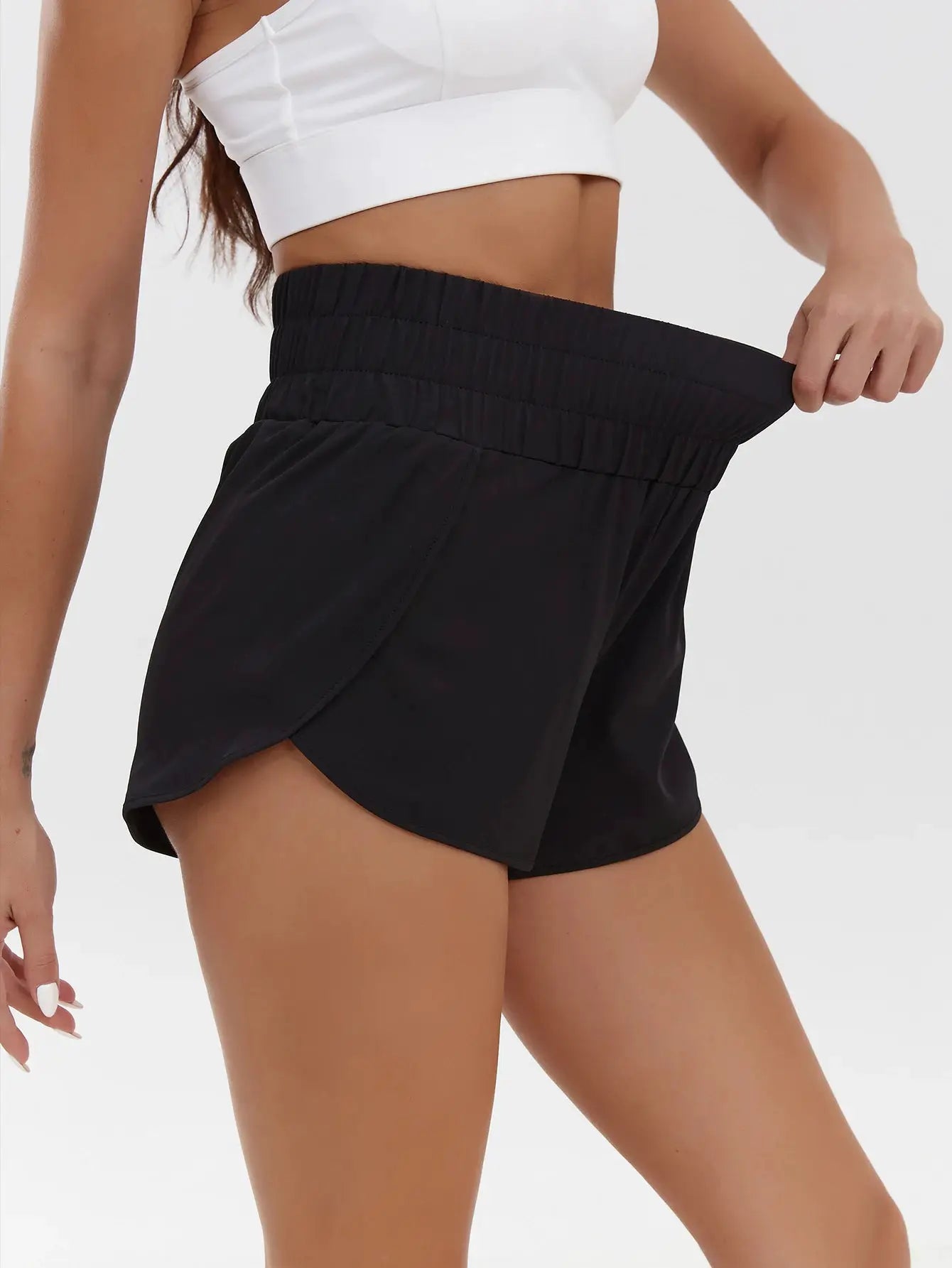 Simples Market women's black high-waisted elastic shorts for sports