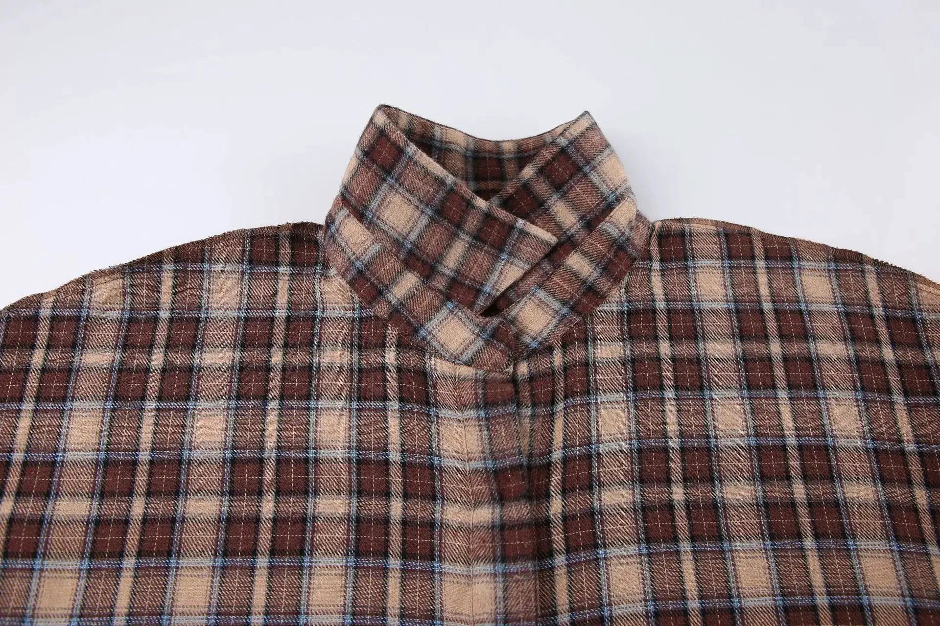 Simples Market women's plaid shirt, brown-tan checkered long-sleeve blouse with blue lines and collar