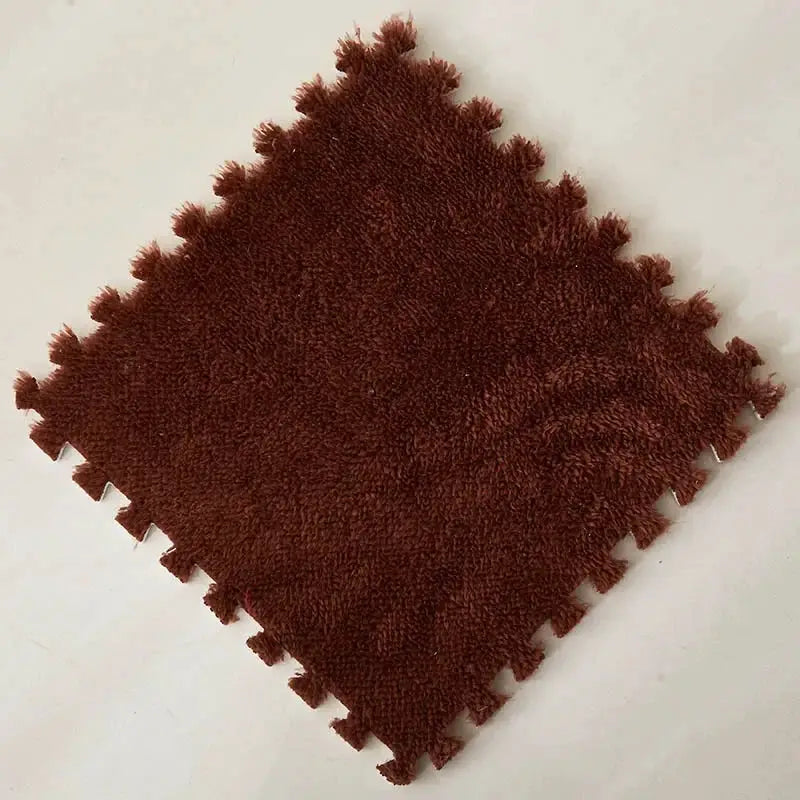 Brown plush EVA foam puzzle mat tile by Simples Market with interlocking edges