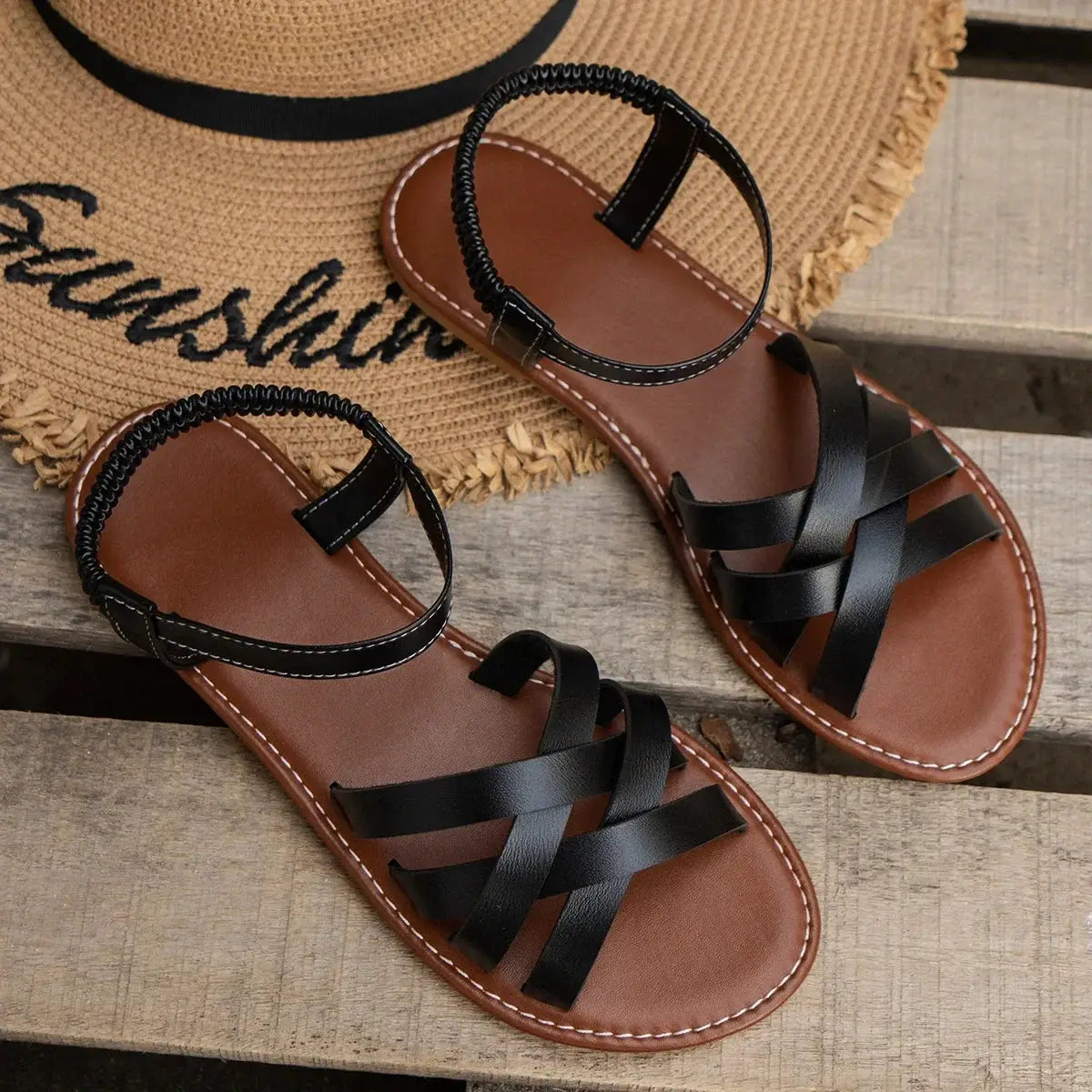 NovaWalk Women Flat Sandals With Roman Straps Non Slip Rubber Soles For Everyday Comfort And Casual Style