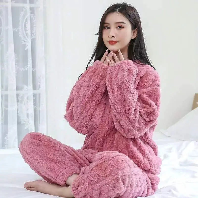 Cozy Velvet Two Piece Pajama Set With Fleece Lining Coral Velvet For Extra Warmth Women Homewear