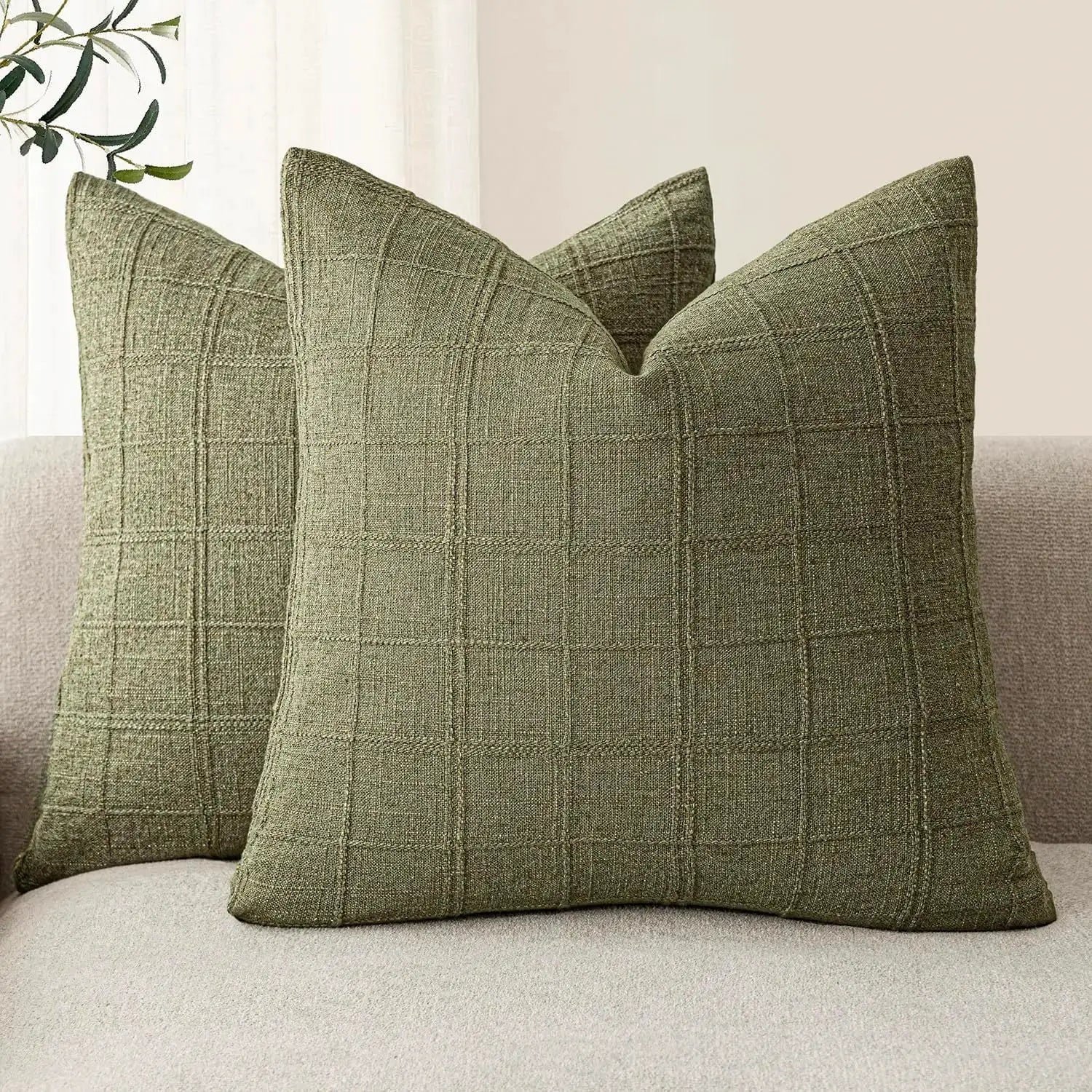 Green square cushion cover Simples Market in linen with a grid pattern, 40x40 cm, farmhouse style