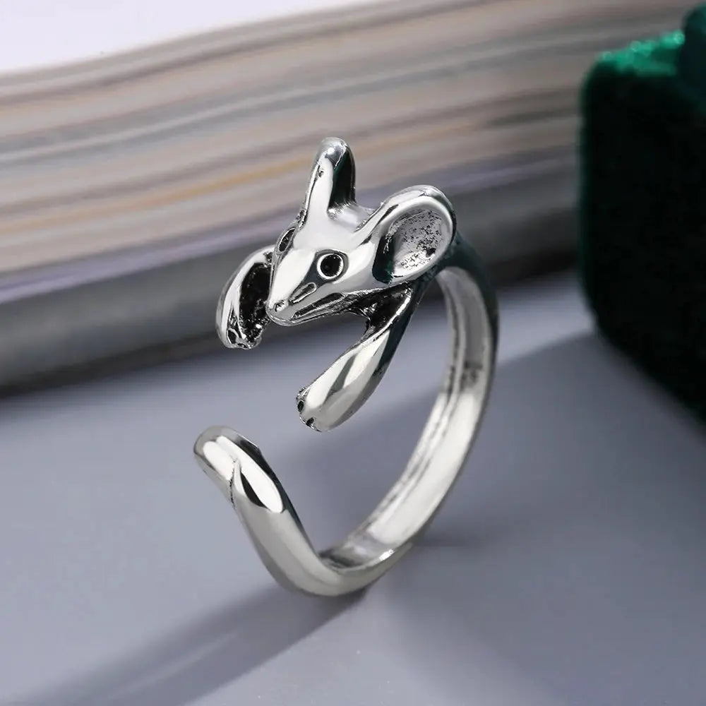 Adjustable Alloy Rat Ring Vintage Style Cute Low Allergy Eco Friendly Accessory Ideal Holiday Gift