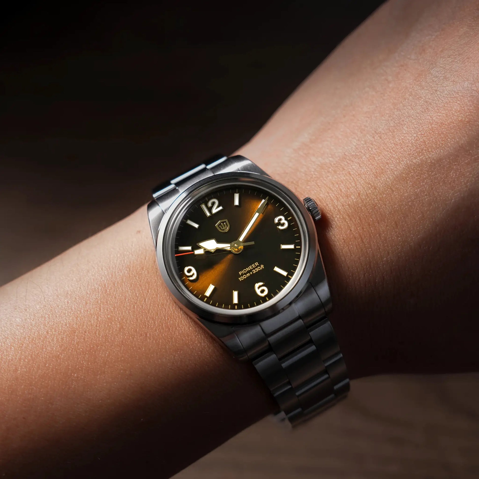 Watchdives WD1960S V2 stainless steel wristwatch with sunburst brown dial, sapphire crystal