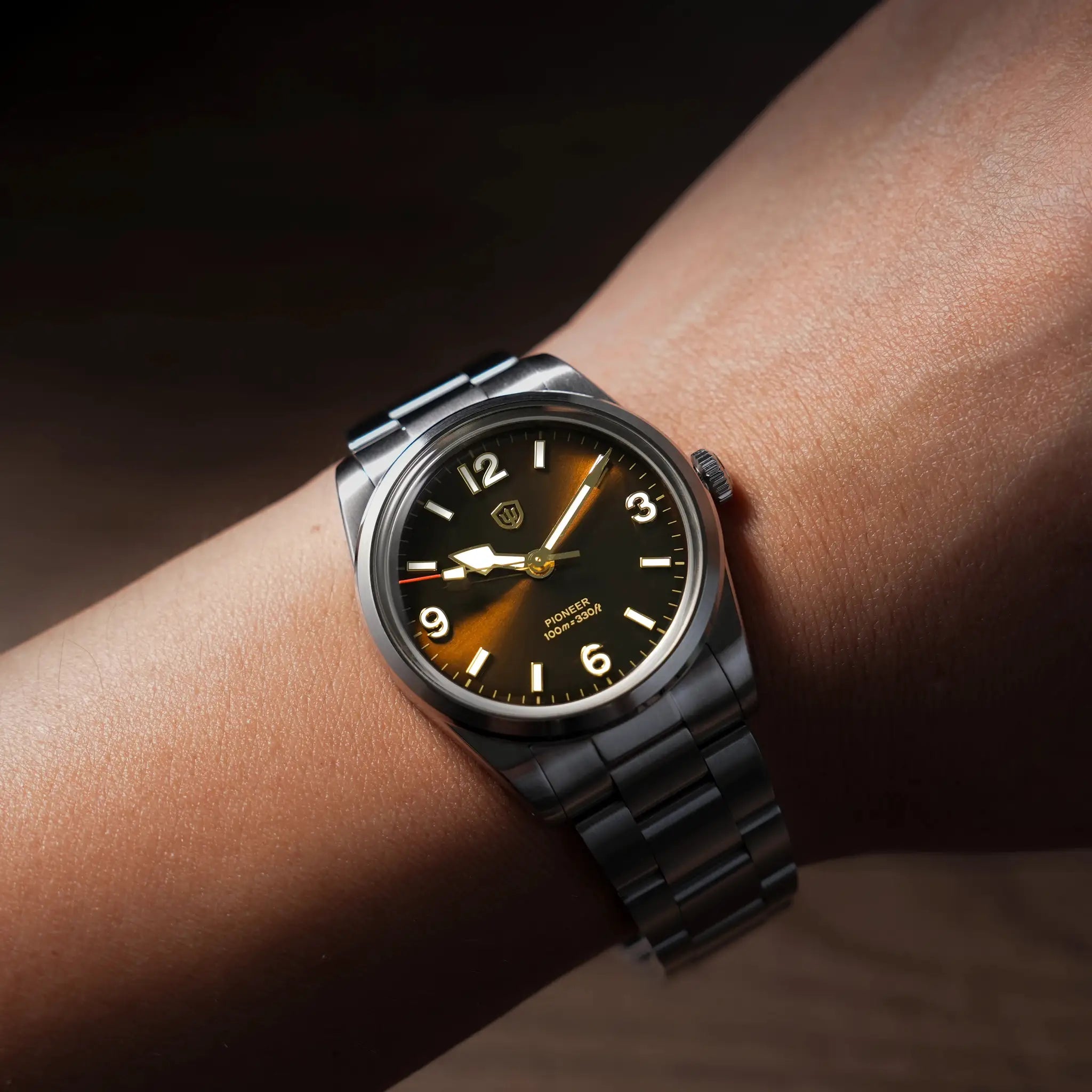 Watchdives WD1960S V2 stainless steel wristwatch with sunburst brown dial, sapphire crystal