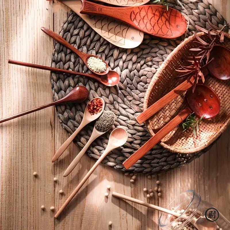 Six Pieces Wooden Teaspoons Set Long Coffee Spoons Small Teaspoons Wood Honey Dessert Spoons Tableware