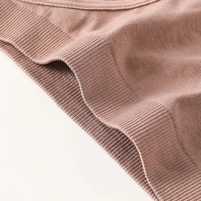 Women’s dusty pink ribbed cotton panties with ribbed trim