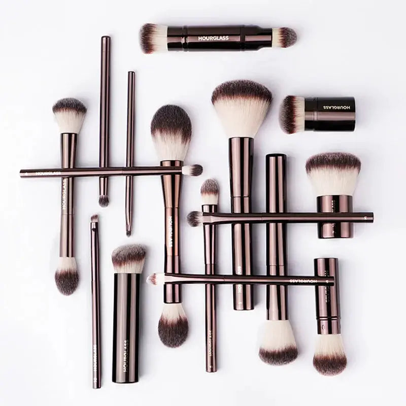 Hourglass All In One Sculpting Brush Versatile Multi Use Tool For Powder Foundation Concealer Blush Bronzer