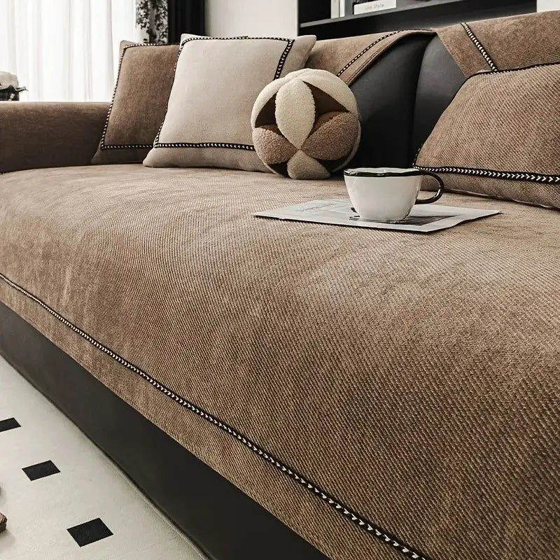 Vintage-Style Chenille Sofa Slipcover by Simples Market, beige with black trim, universal fit for 1–4 seater couches.