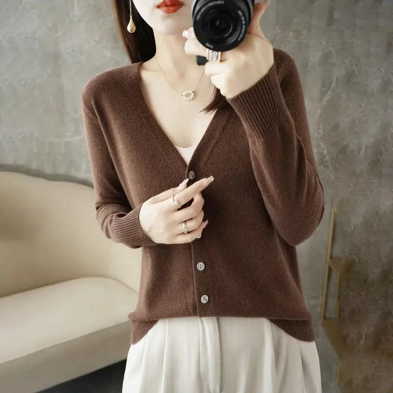 Zhi D035 V Neck Loose Knit Cardigan For Women Warmth And Daily Comfort For Autumn And Winter