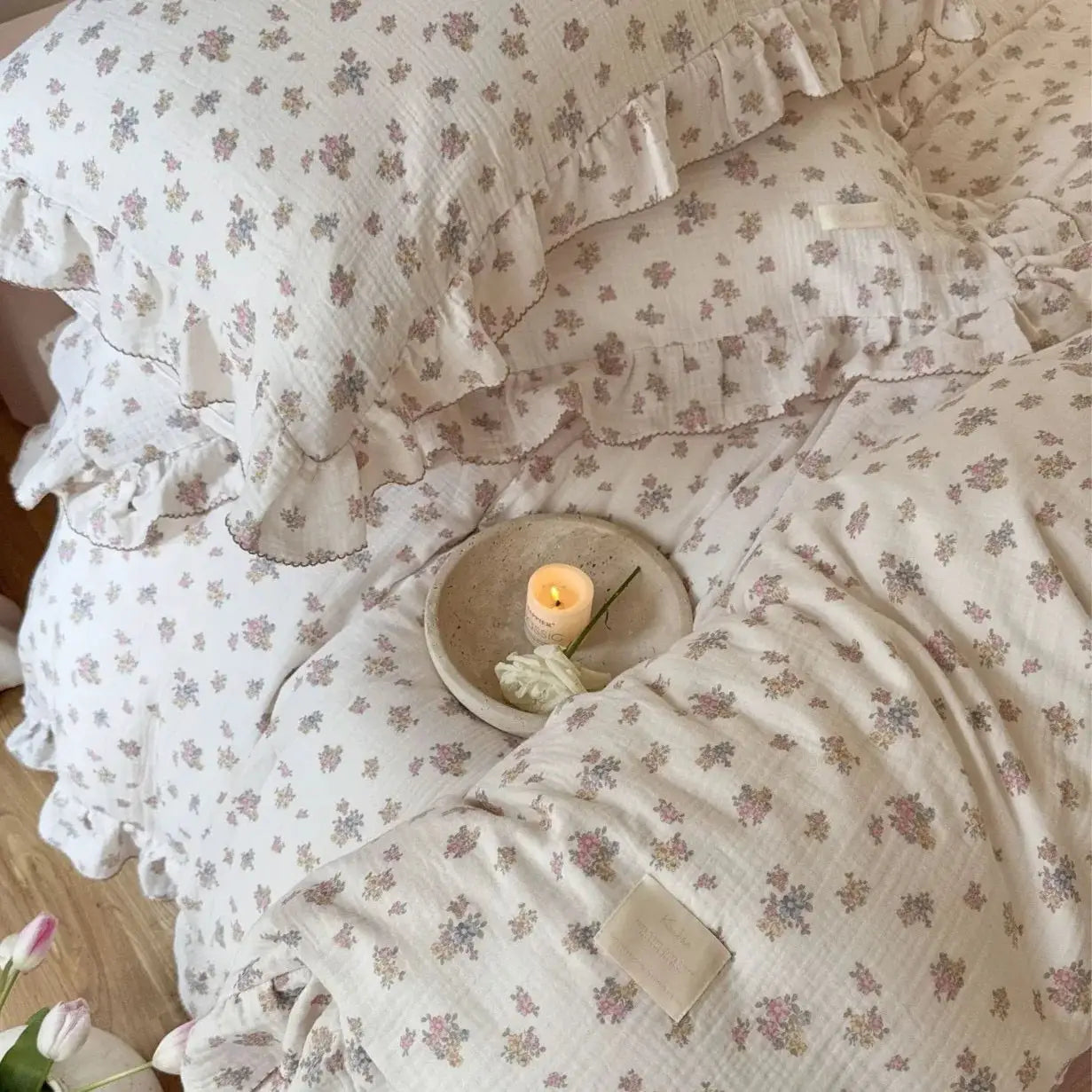 INS Princess Ruffle Edge Gauze 100% Cotton Bedding Set, 3-piece, cream with tiny pastel floral print