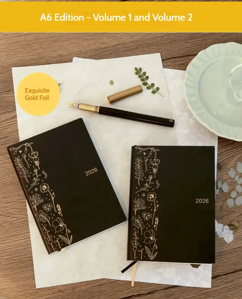 Simples Market Kinbor 2026 notebook set: two black notebooks with gold foil floral borders