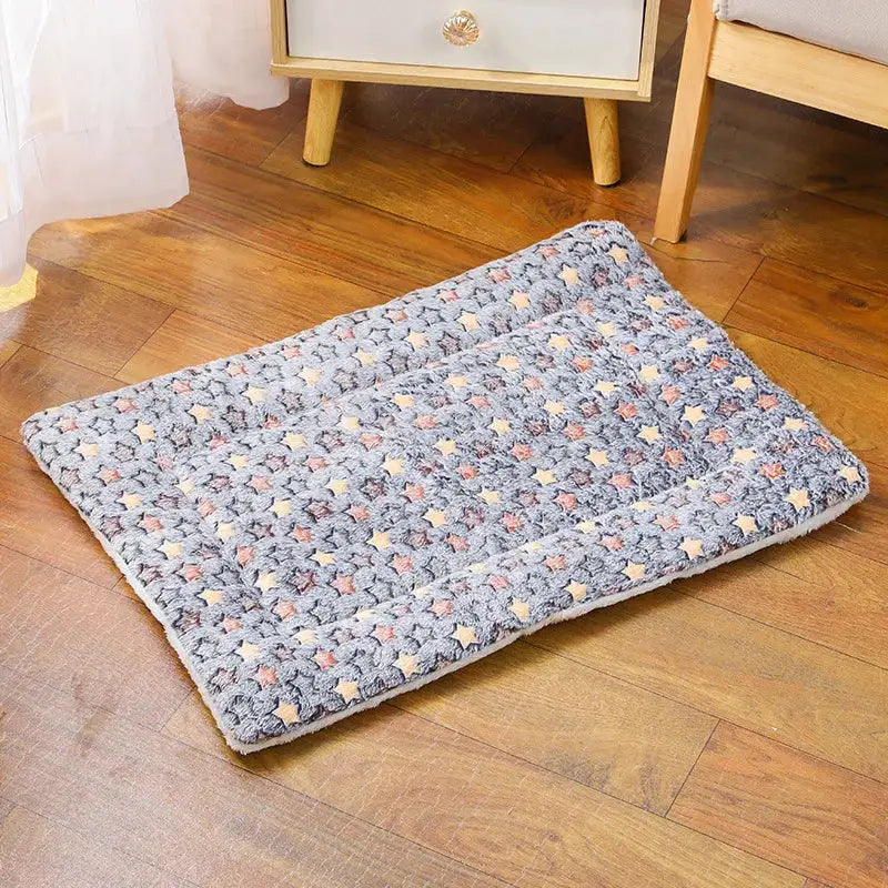 Thick Flannel Pet Mat Bed For Dogs And Cats Soft Sleeping Mat Blanket For Puppies And Kittens