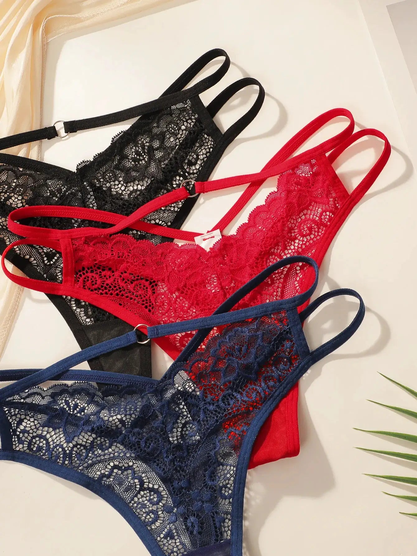 Simples Market 3-pack lace thongs in black, red and blue; lightweight, easy-to-clean underwear