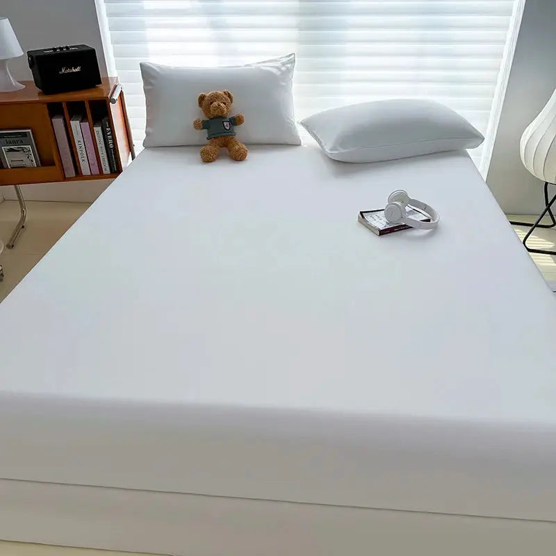 Washed fitted sheet with elastic bands; non-slip mattress cover for single to king beds (90x200/150x200/180x200)