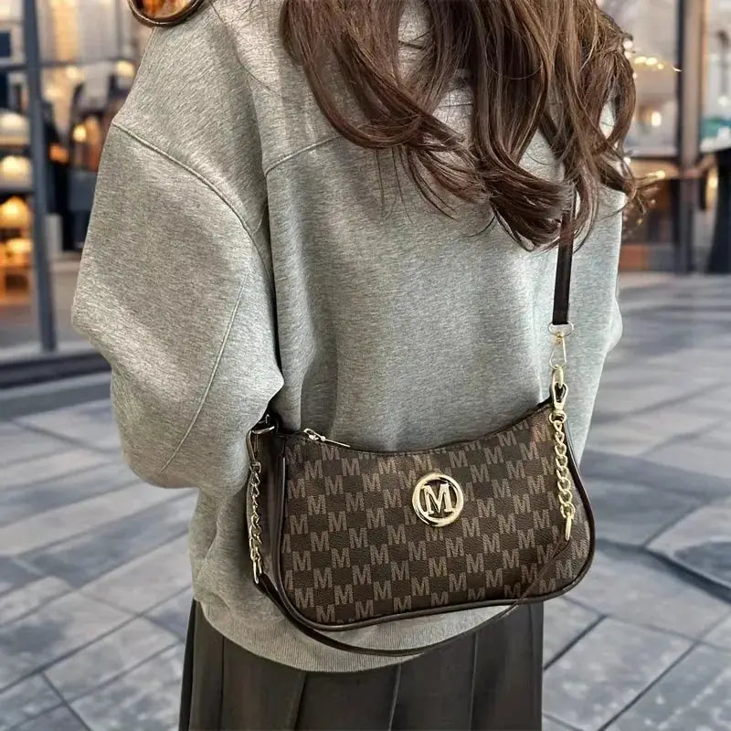 Vintage Vogue Crossbody Handbag For Women With Adjustable Strap For All Day Comfort In Durable PU Finish