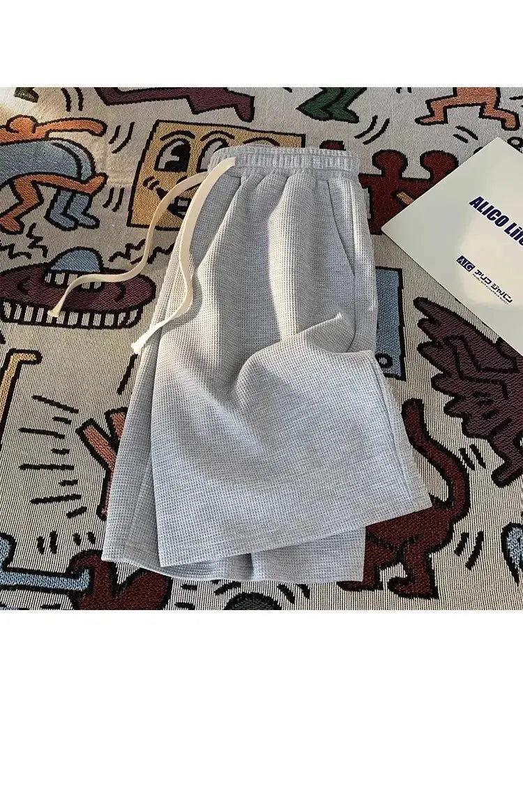 Waffle shorts for men, light gray, drawstring, loose-fit casual summer beachwear