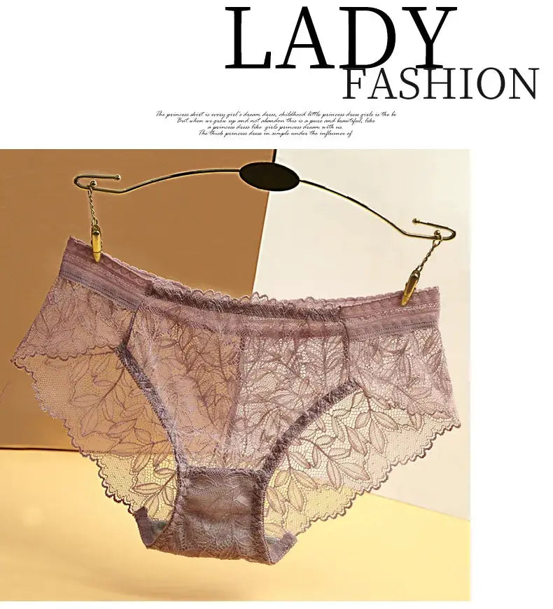 Women's lace panties, lavender-pink low-rise briefs, Simples Market lingerie