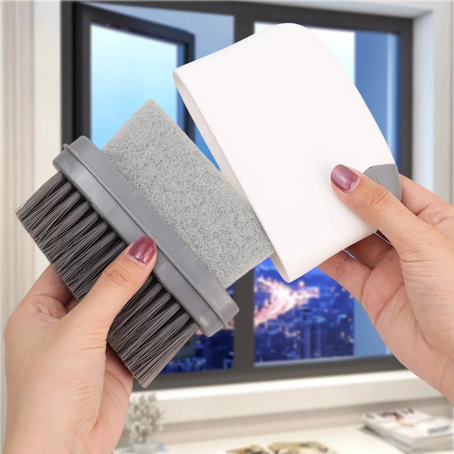 Simples Market 2-in-1 window cleaning brush with gray foam pad and bristle head