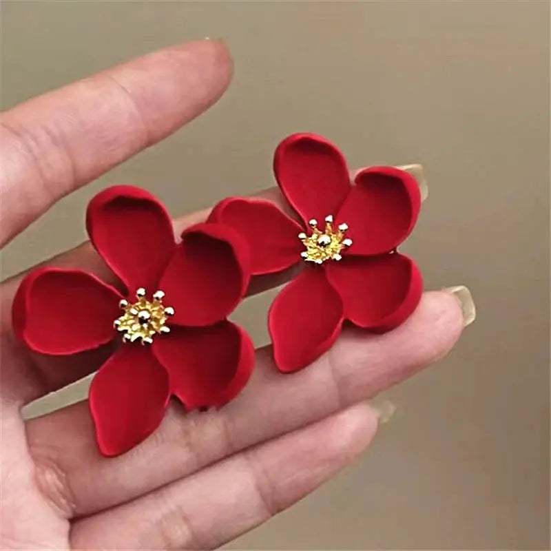 Gold Color Matte Texture Metal Flower Retro Earrings for Women and Girls Party Jewelry Gifts 2024