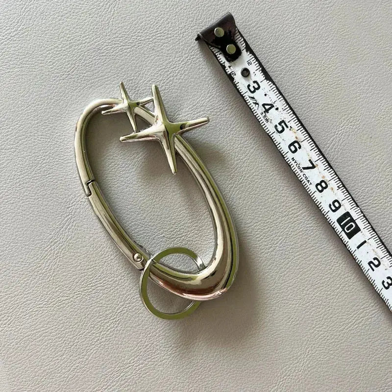 Y2K Punk Star Carabiner Keychain Axe Shaped Mountaineering Key Ring Gothic Backpack Decor Korean Fashion