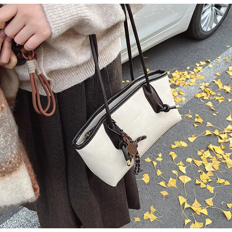 PU leather shoulder bag for women, white with dark brown handles, crossbody style by Simples Market