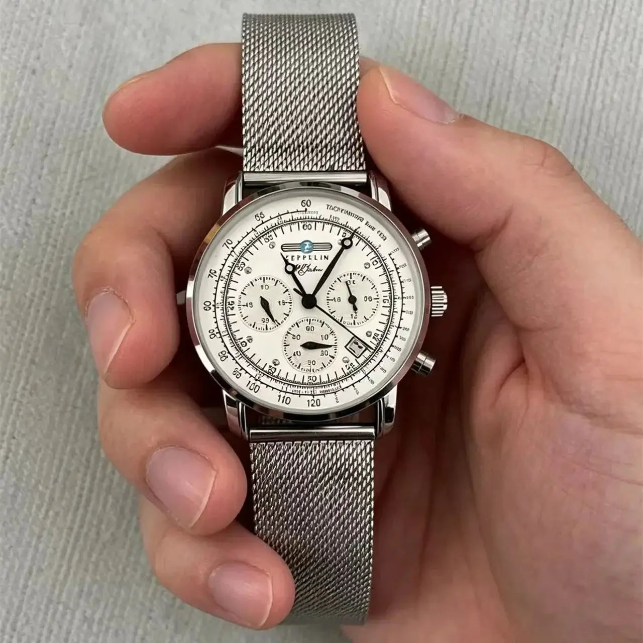 Zeppelin watch with automatic chronograph, date display, white dial, stainless mesh bracelet