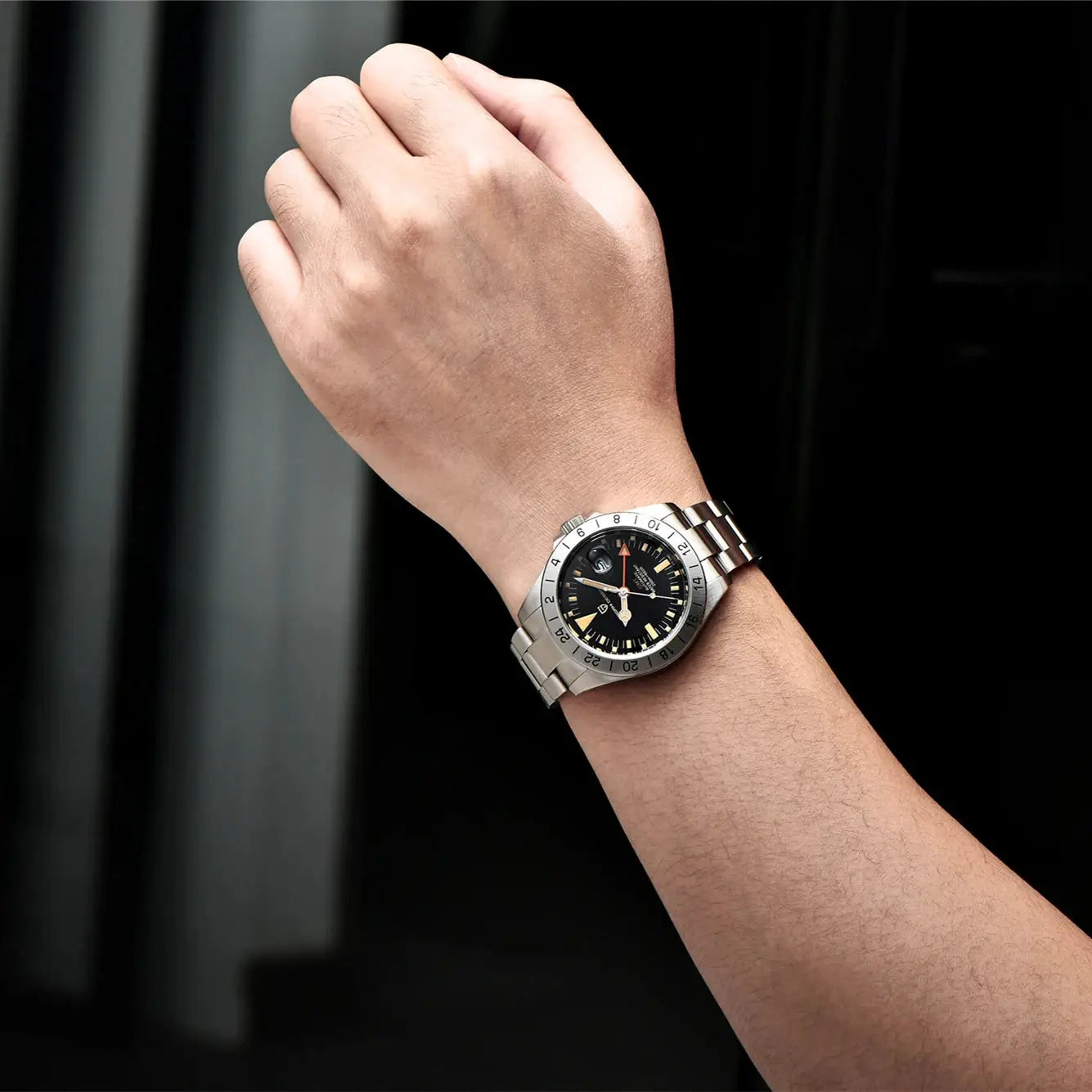 PAGANI DESIGN GMT automatic men's wristwatch with stainless steel bracelet and black dial