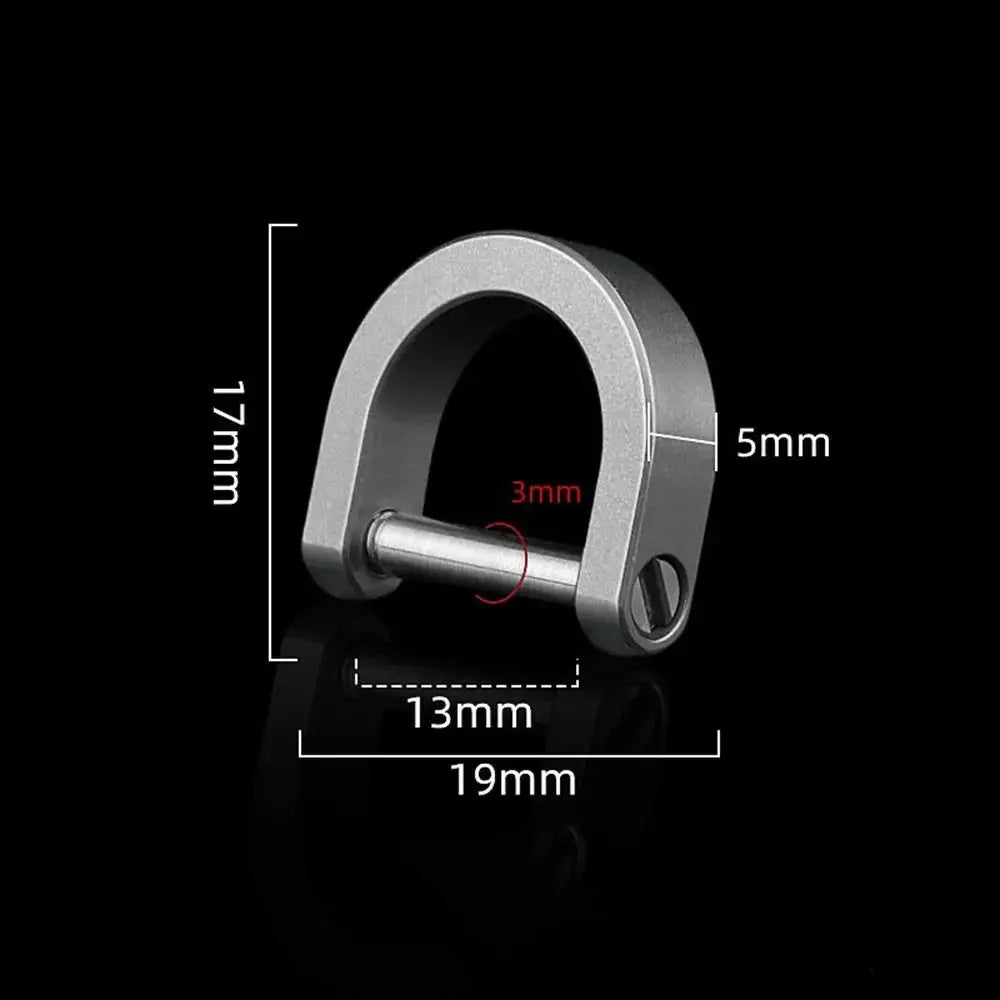 Simples Market titanium alloy D-shaped buckle carabiner key ring, 19mm wide by 17mm tall
