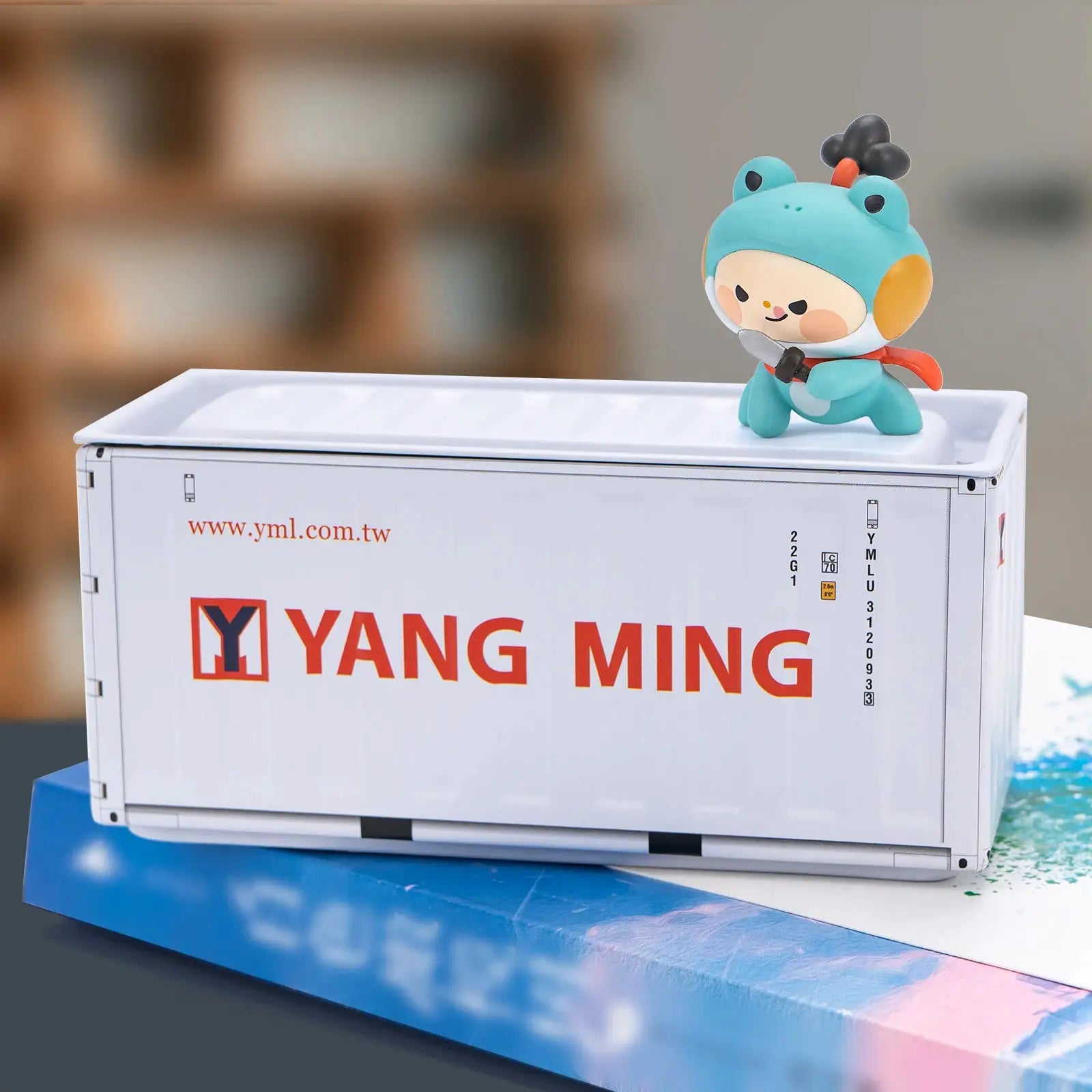 Mini Iron Storage Box Miniature Desktop Organizer Sea Freight Container Design Creative Decoration For Collectors Gift
