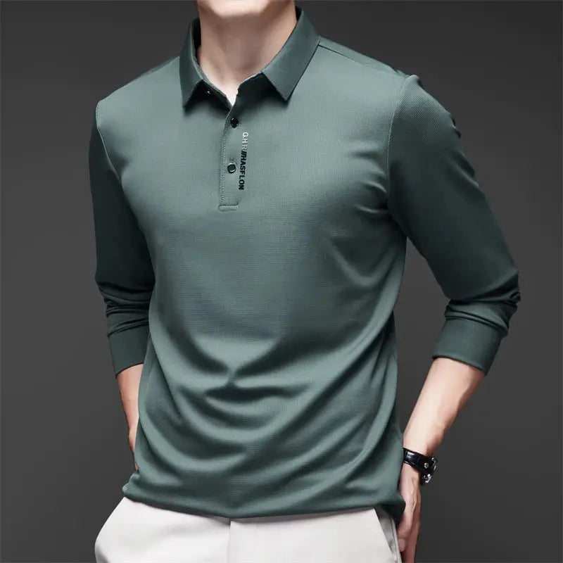 Men's green long-sleeve polo shirt with badge, breathable solid color top for business casual wear