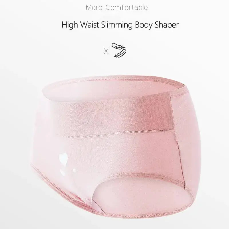 Simples Market pink high-waist cotton panty with white heart print