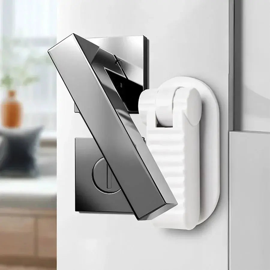 Universal door lever lock by Simples Market; white plastic base with chrome lever for child-safety.
