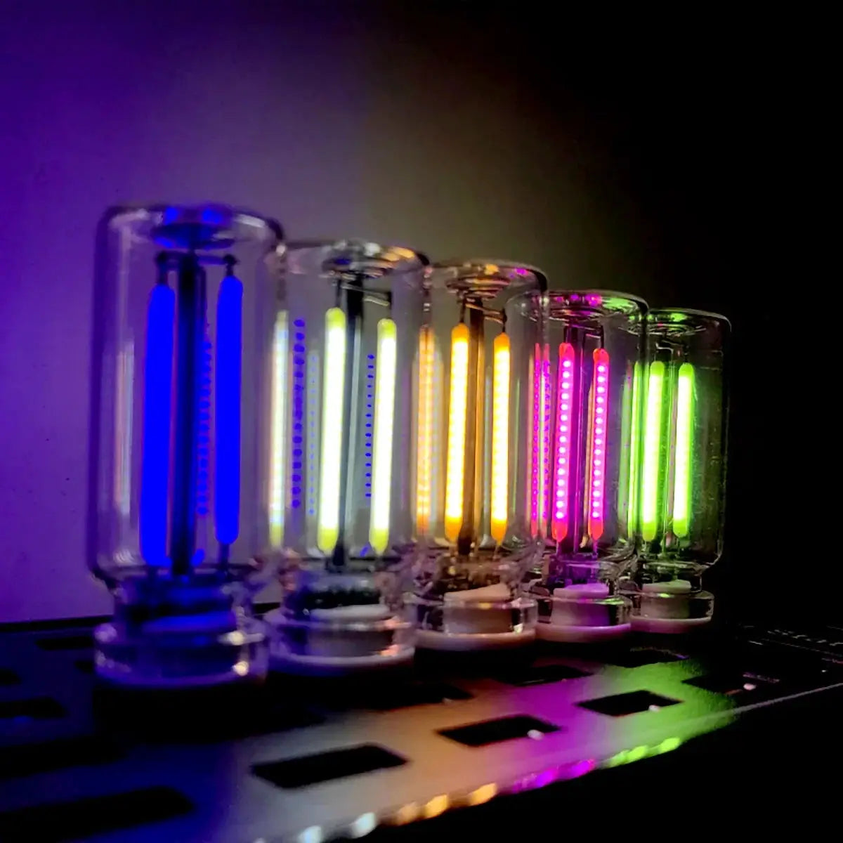 Portable USB touch night light with 9 LED-filament glass tubes in blue, white, yellow, orange, pink and green