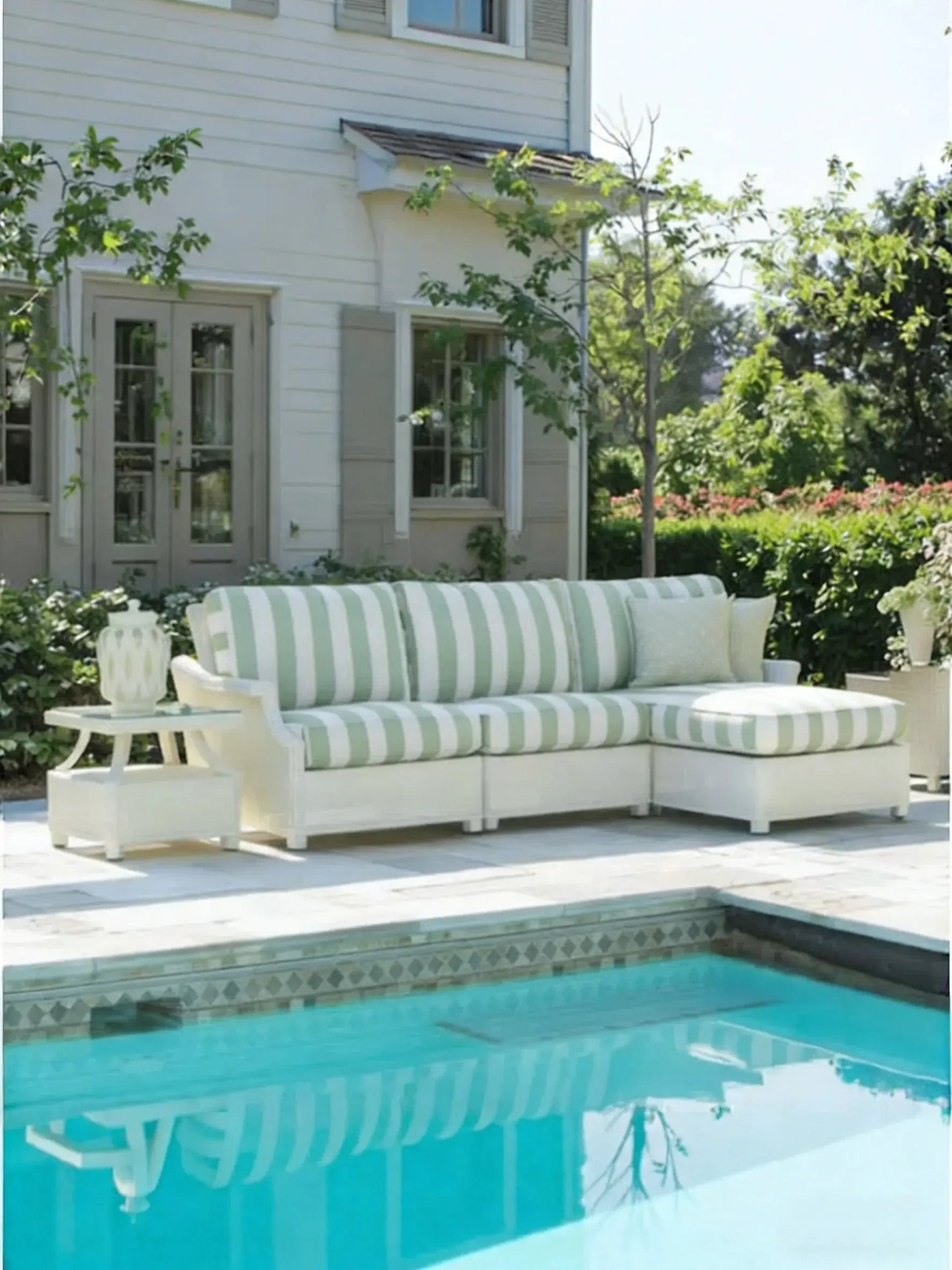 Sofa protective cover by Simples Market; high-elasticity, green/white striped outdoor cushion cover.