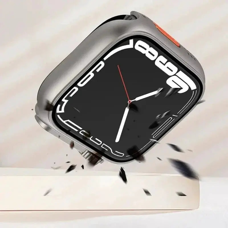 Glass+Case Apple Watch bumper in silver, fits 38–46mm sizes