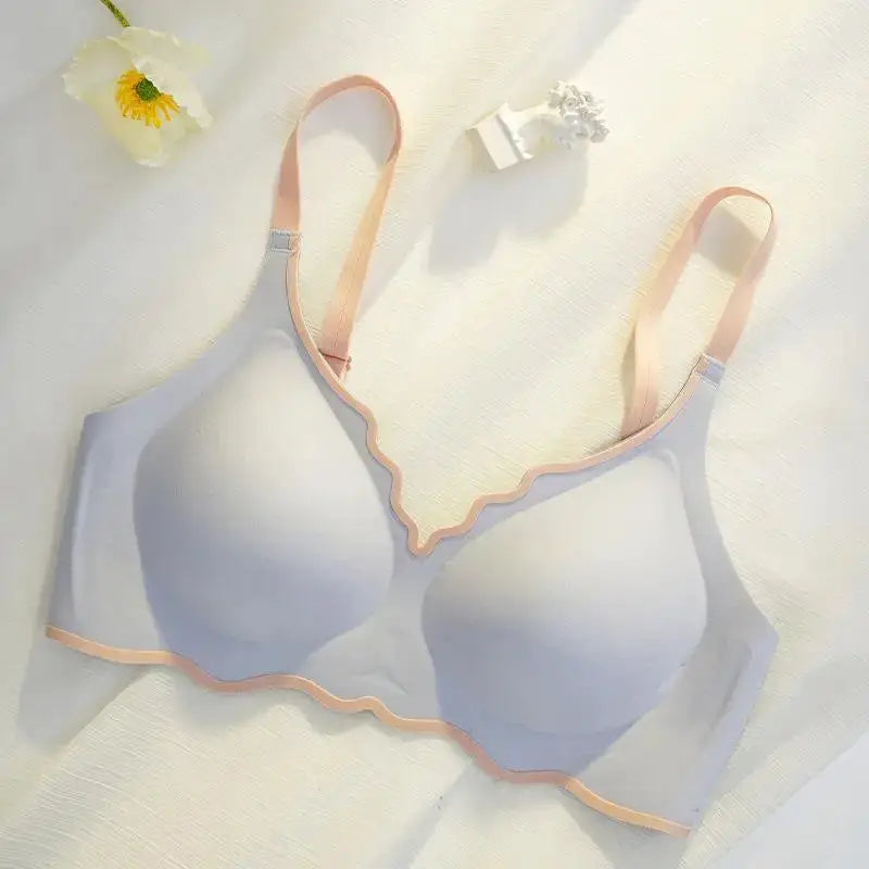 Simples Market lavender push-up bra with peach straps and scalloped edge, lightly padded cups