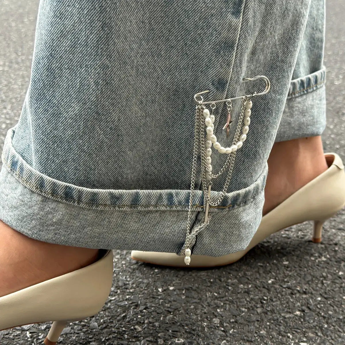 Retro Sweet Imitation Pearl Metal Chain Anklet With Tassel Pendant 2025 Creative Girl Fashion Jewelry