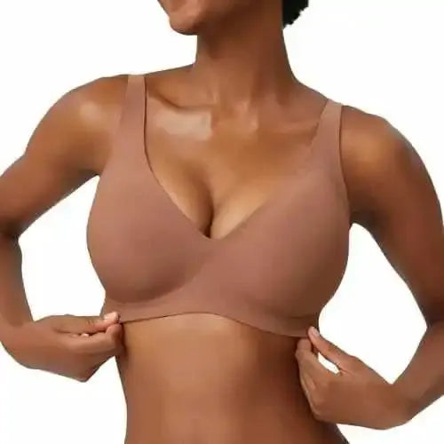 Simples Market women's wireless seamless full-cup bra in nude, with soft support and thin straps