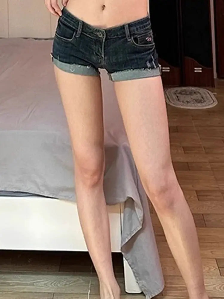 Denim shorts for women, dark blue with rolled hems, Simples Market