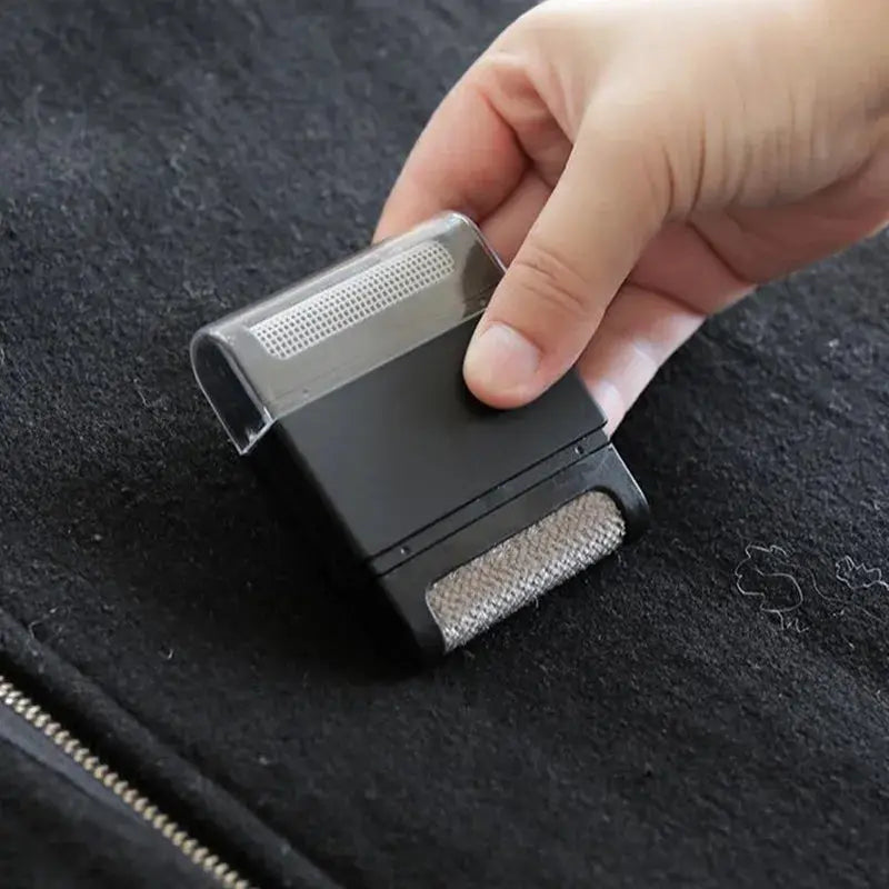 SwiftClean Portable Mini Lint Roller Brush Reusable Fabric Fur Remover For Sweaters Coats And Clothes Travel Companion