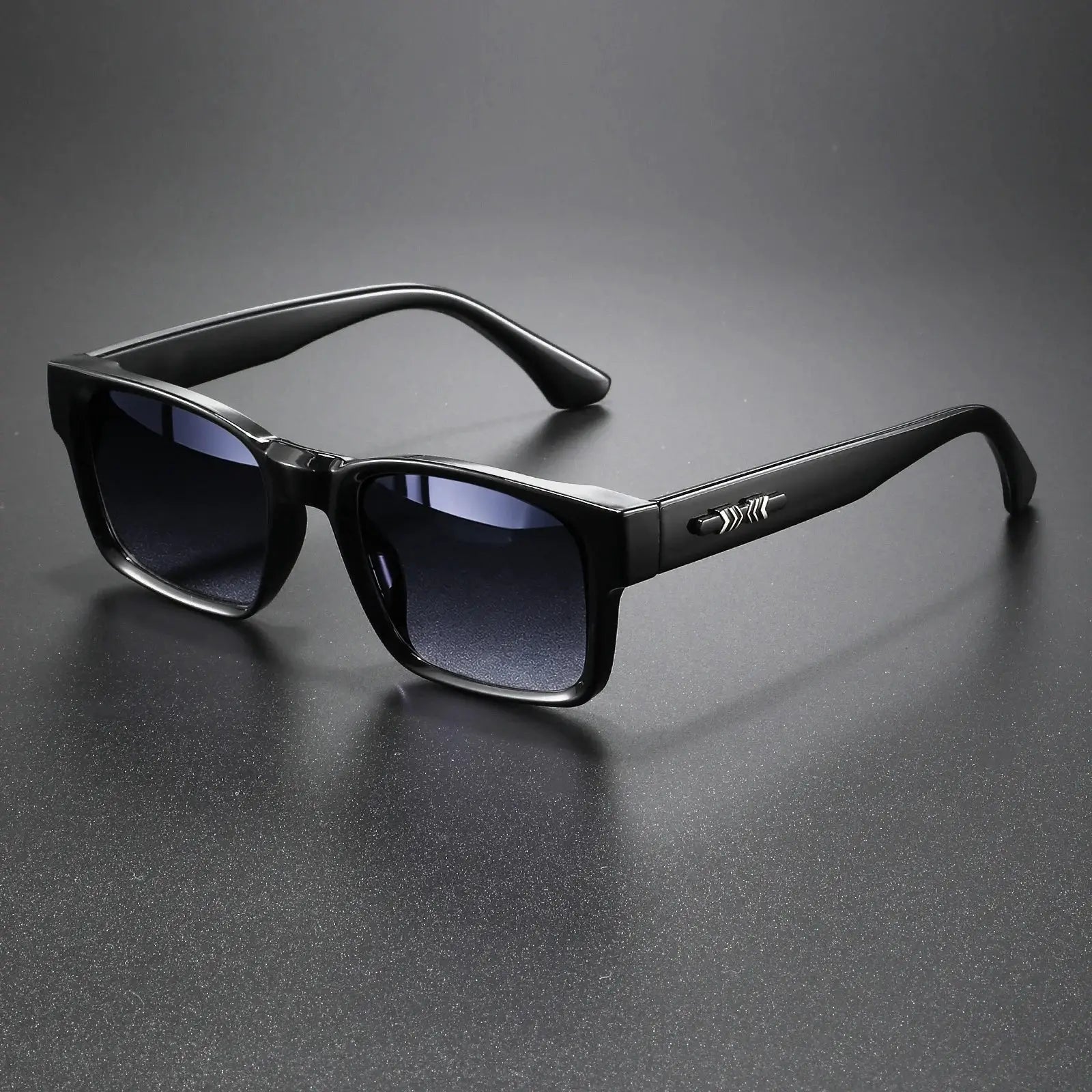 Retro Punk Fashion Sunglasses Square Protective Frame UV400 Unisex For Outdoor Adventures And Casual Style
