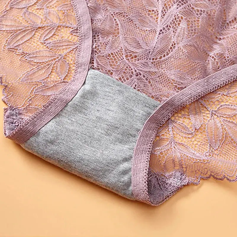 Women's lace panties, lilac pink with grey gusset, low-rise briefs by Simples Market