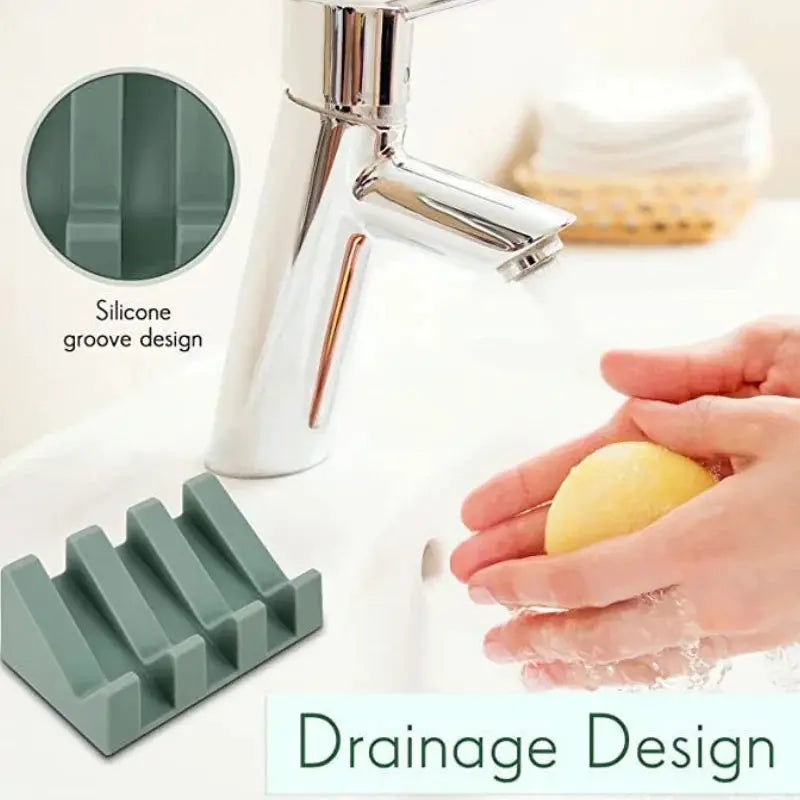 Silicone soap dish and sponge rack, mint green, by Simples Market with drainage groove design.