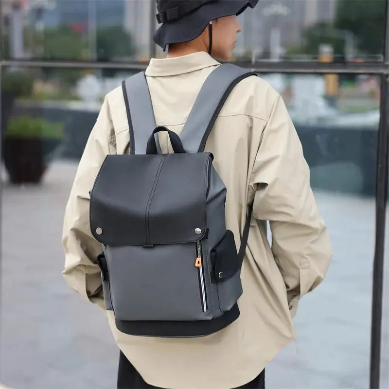 Simples Market USB charging urban man backpack, grey waterproof laptop rucksack.