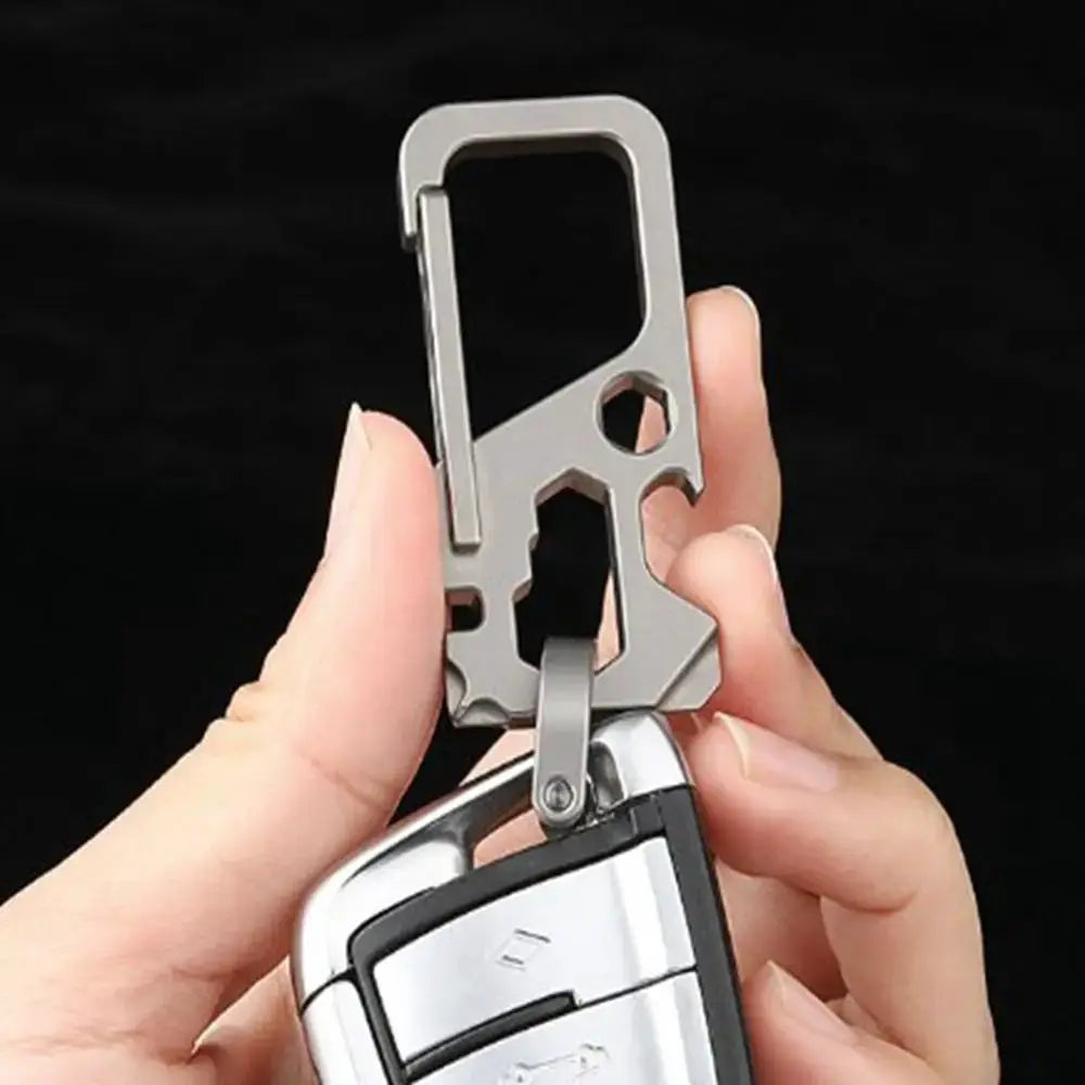 Simples Market titanium alloy outdoor bracelet carabiner key ring