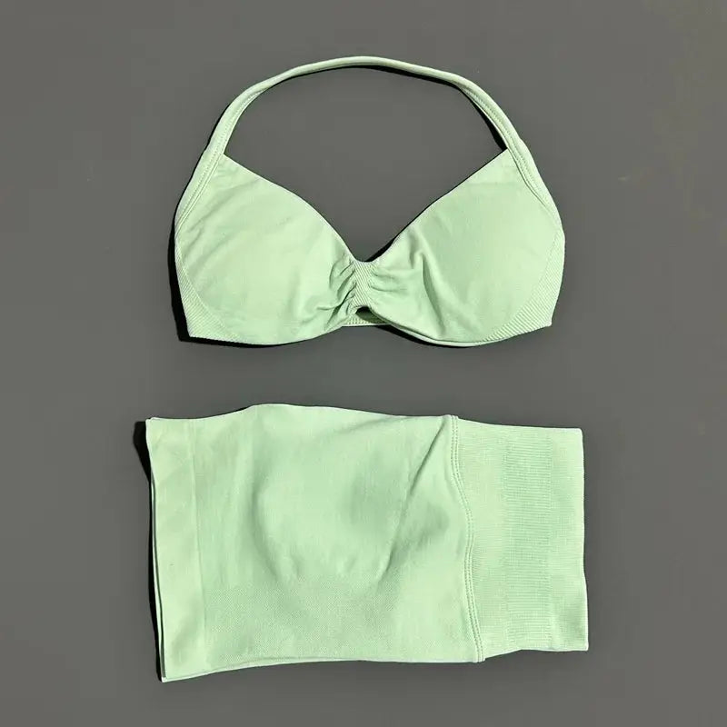 Histello 2 Piece Women Yoga Set Strappy Bra Top Scrunch Shorts
