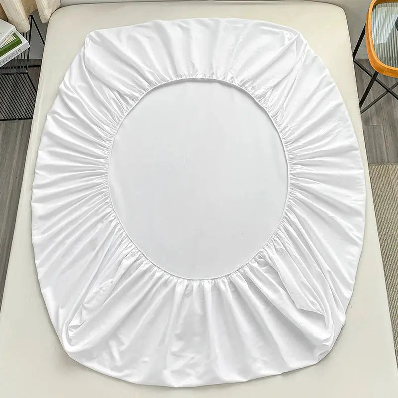 Fitted bed sheet white with elastic edge; anti-slip, Simples Market, fits single to king beds.