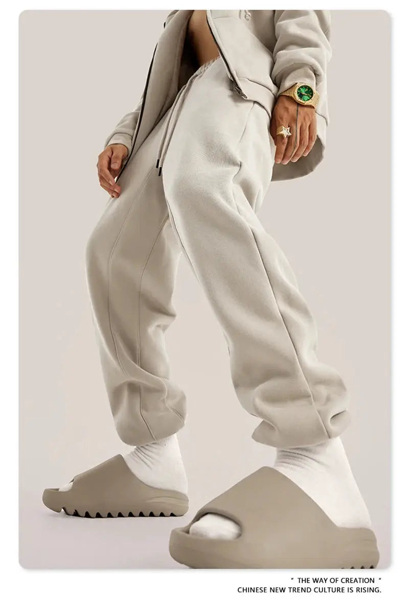 ZODF Trendy Men fleece sweatpants, 345gsm, unisex beige joggers with a loose fit, cuffed ankles and fleece interior.